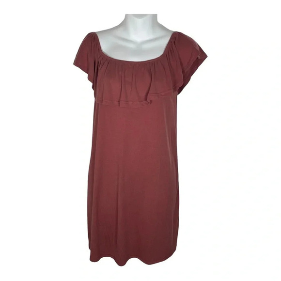 Timing Off the shoulder light maroon colored dress 👗‎ - Picture 3 of 5